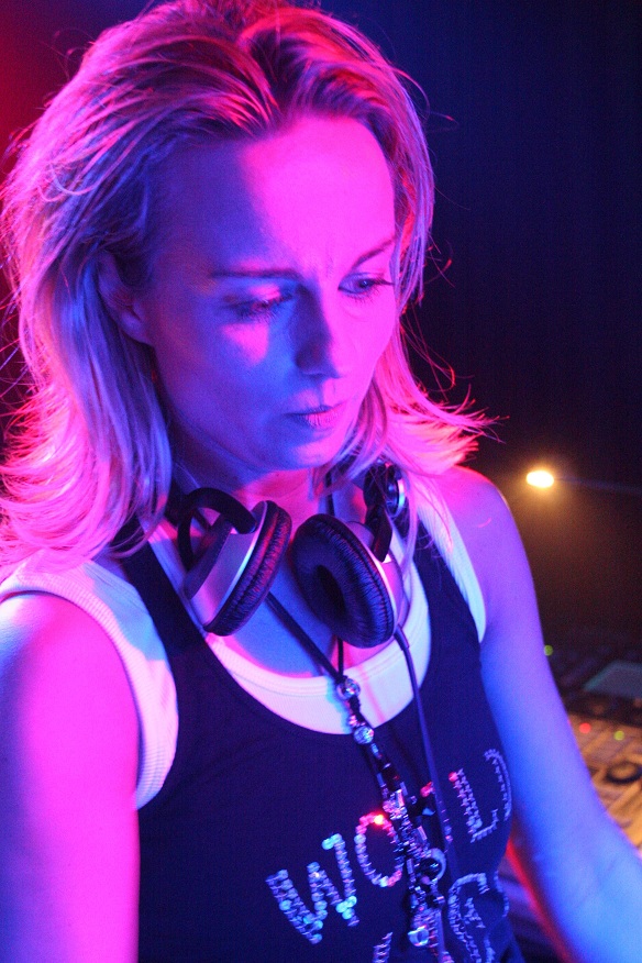 miss-deejayna5klein.jpg